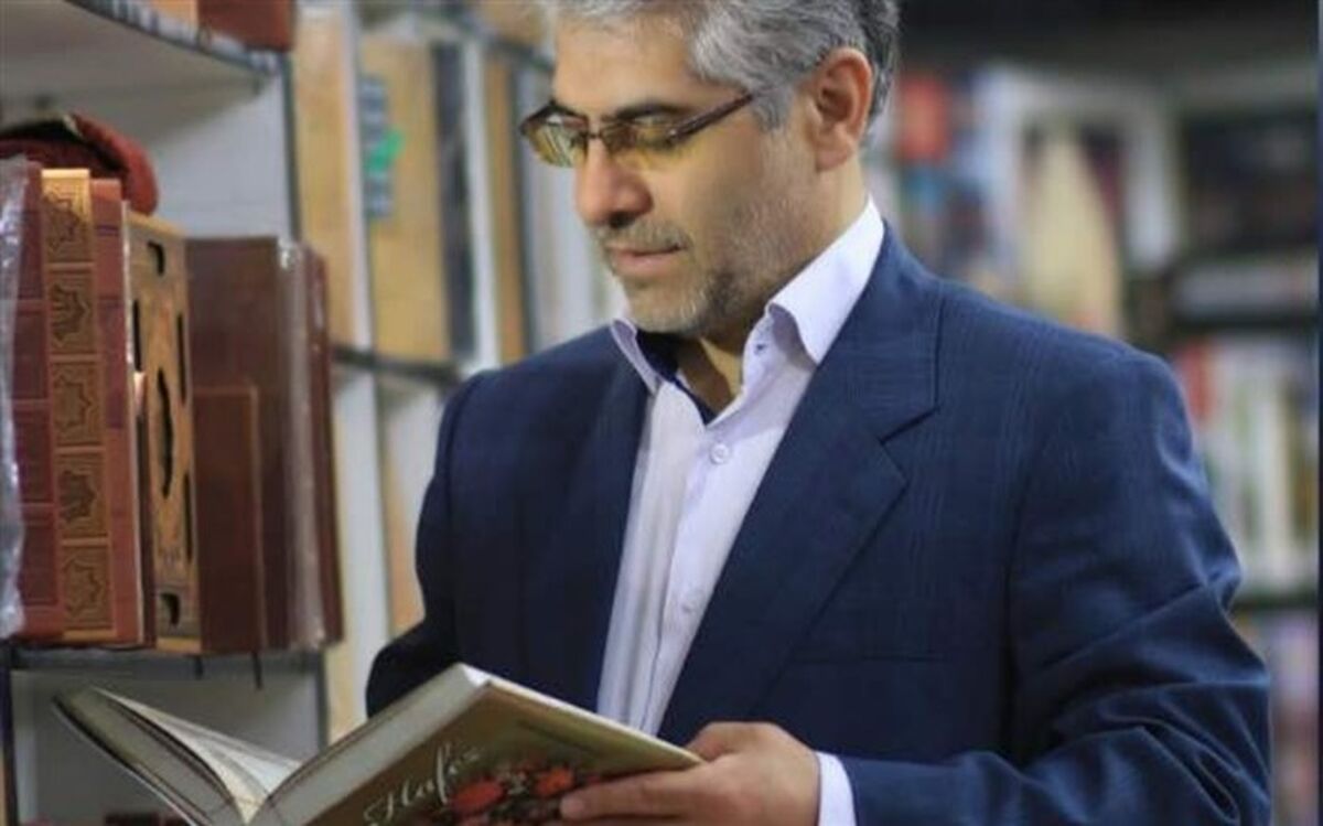 هنر را یک واسطه تربیتی می‌دانیم