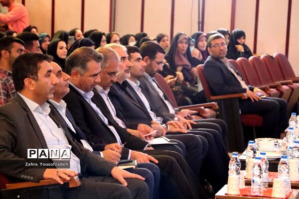 دیدار وزیر آموزش و پرورش با جمعی از معلمان و مدیران آموزش و پرورش استان فارس