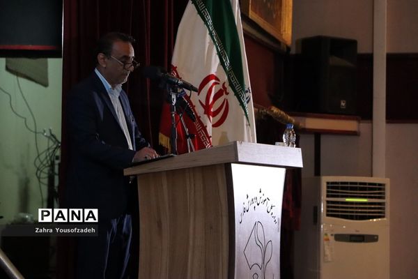 دیدار وزیر آموزش و پرورش با جمعی از معلمان و مدیران آموزش و پرورش استان فارس