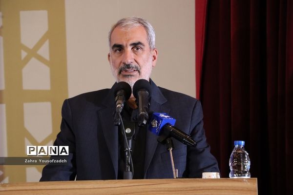 دیدار وزیر آموزش و پرورش با جمعی از معلمان و مدیران آموزش و پرورش استان فارس