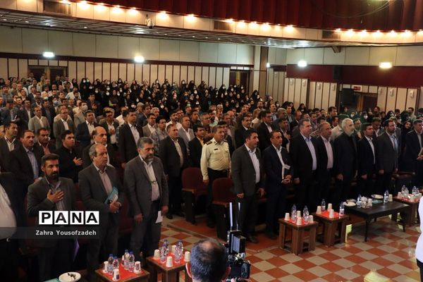 دیدار وزیر آموزش و پرورش با جمعی از معلمان و مدیران آموزش و پرورش استان فارس