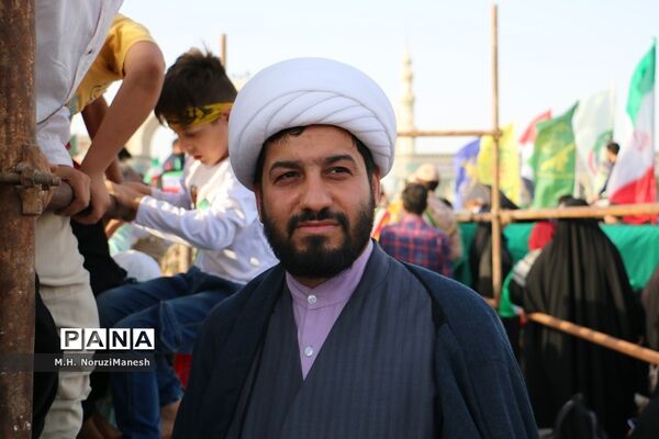 همخوانی سرود سلام فرمانده در مسجد مقدس جمکران-4