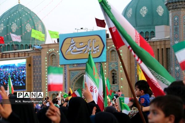 همخوانی سرود سلام فرمانده در مسجد مقدس جمکران-4