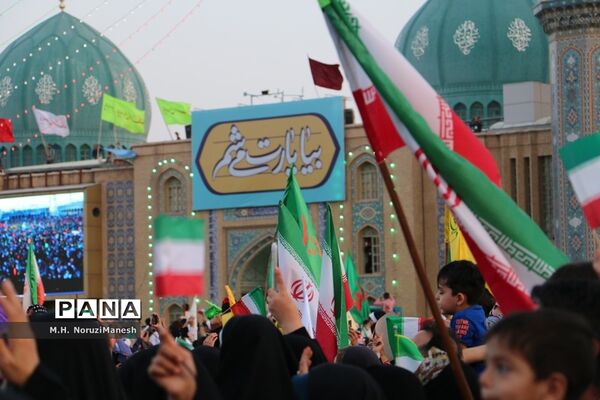 همخوانی سرود سلام فرمانده در مسجد مقدس جمکران-4