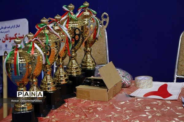 رقابت آتش‌نشانان در مرحله فینال مسابقات کراس‌فیت کشور