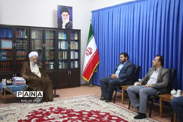 دیدار دبیر شورای هماهنگی مبارزه با مواد مخدر مازندران با نماینده ولی فقیه