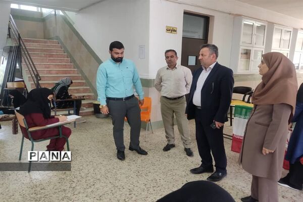 رقابت ۳۳۰ دانش‌آموز در آزمون مدارس نمونه دولتی