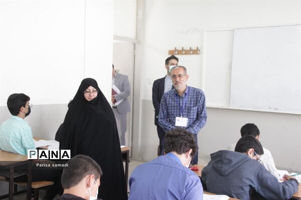 بازدید از روند برگزاری آزمون ورودی مدارس فرهنگ در آموزش و پرورش منطقه ۱۳ تهران