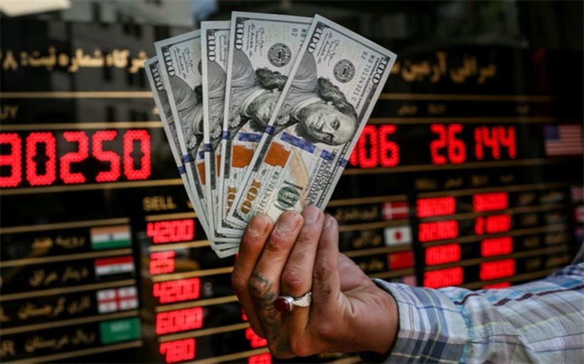 بررسی اثر اخبار جدید بر بازار دلار