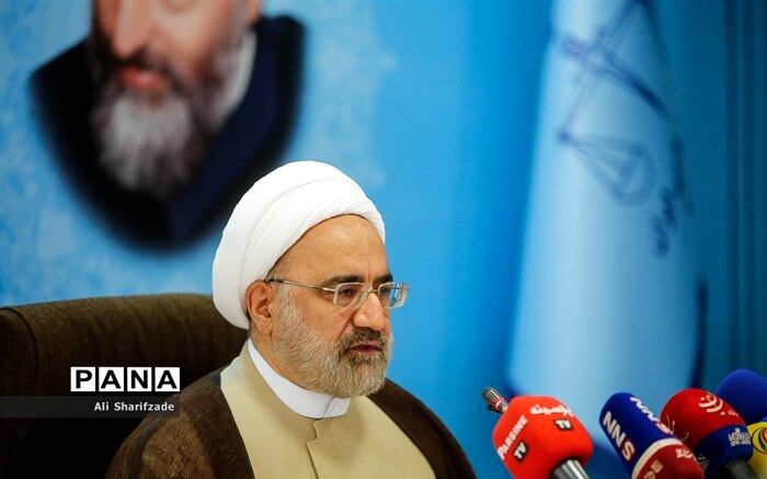 ارتش جمهوری اسلامی ولایی، مکتبی و قانون‌مدار است
