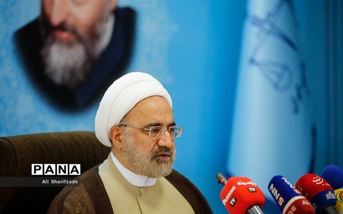 ارتش جمهوری اسلامی ولایی، مکتبی و قانون‌مدار است