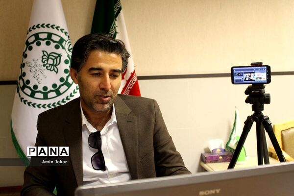 ‌برگزاری دوره مربیگری و داوری بازی‌های فکری با حضور 380 مربی پیشتاز در سازمان دانش‌آموزی فارس