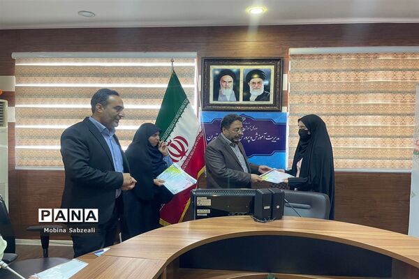 اولین جلسه گفت‌وگو محور هیات رئیسه مجلس دانش‌آموزی منطقه ۱۴