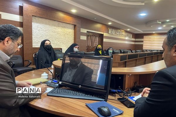 اولین جلسه گفت‌وگو محور هیات رئیسه مجلس دانش‌آموزی منطقه ۱۴