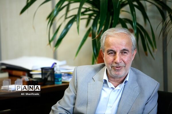 دیدار نماینده مردم رشت با قائم مقام معاون وزیر در سازمان دانش‌آموزی کشور