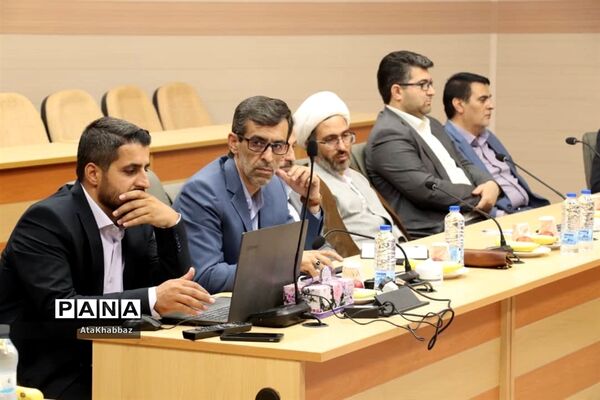 جلسه ستادی استانی بررسی نتایج آزمون استخدامی ادارات