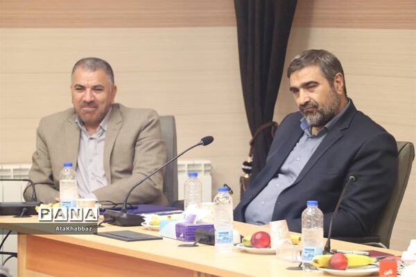 جلسه ستادی استانی بررسی نتایج آزمون استخدامی ادارات
