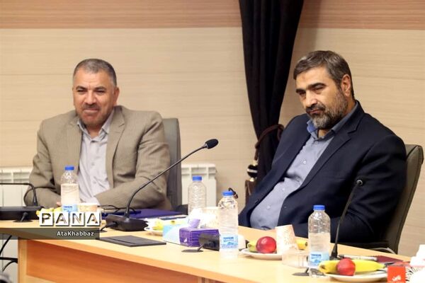 جلسه ستادی استانی بررسی نتایج آزمون استخدامی ادارات