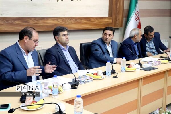 جلسه ستادی استانی بررسی نتایج آزمون استخدامی ادارات
