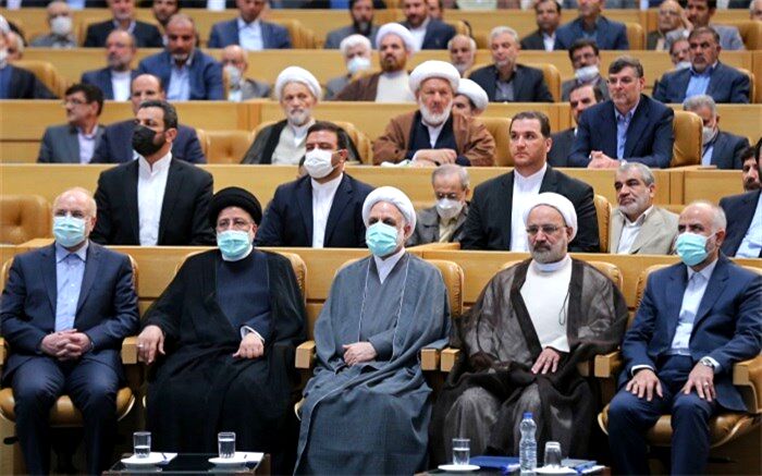 تقویت قوه قضاییه به نفع مجلس و دولت خواهد بود