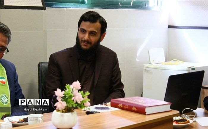 اصل کار فرهنگی،  کار با نوجوانان است