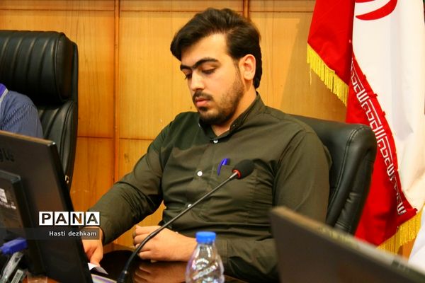 دیدار قائم مقام معاون وزیر در سازمان دانش‌آموزی کشور با مربیان پیشتاز سازمان دانش‌آموزی فارس