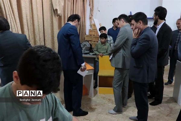 حضور معاون آموزش ابتدایی اداره‌کل آموزش و پرورش فارس در جمع فرهنگیان آباده