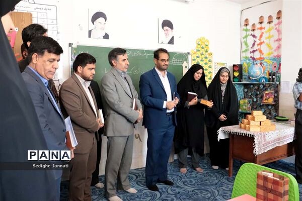 حضور معاون آموزش ابتدایی اداره‌کل آموزش و پرورش فارس در جمع فرهنگیان آباده