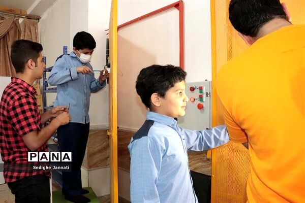حضور معاون آموزش ابتدایی اداره‌کل آموزش و پرورش فارس در جمع فرهنگیان آباده