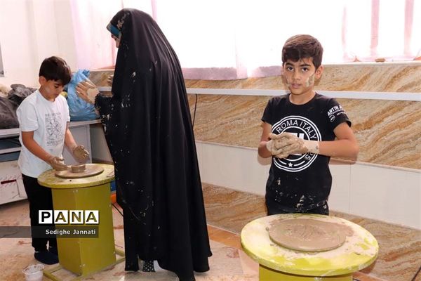 حضور معاون آموزش ابتدایی اداره‌کل آموزش و پرورش فارس در جمع فرهنگیان آباده