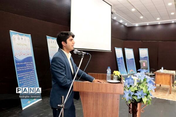حضور معاون آموزش ابتدایی اداره‌کل آموزش و پرورش فارس در جمع فرهنگیان آباده