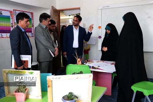 حضور معاون آموزش ابتدایی اداره‌کل آموزش و پرورش فارس در جمع فرهنگیان آباده