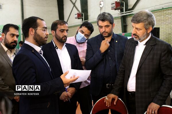 بازدید معاون پرورشی و فرهنگی وزارت آموزش و پرورش از رویداد ایده‌پردازی پیشخان