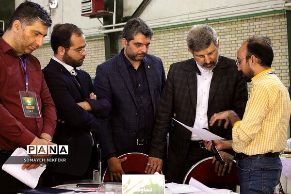 بازدید معاون پرورشی و فرهنگی وزارت آموزش و پرورش از رویداد ایده‌پردازی پیشخان