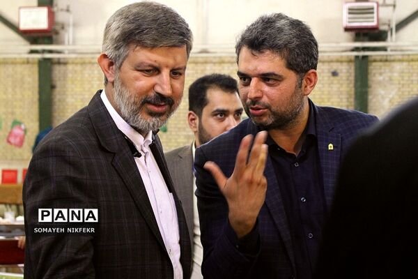 بازدید معاون پرورشی و فرهنگی وزارت آموزش و پرورش از رویداد ایده‌پردازی پیشخان