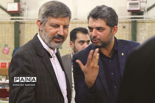 بازدید معاون پرورشی و فرهنگی وزارت آموزش و پرورش از رویداد ایده‌پردازی پیشخان