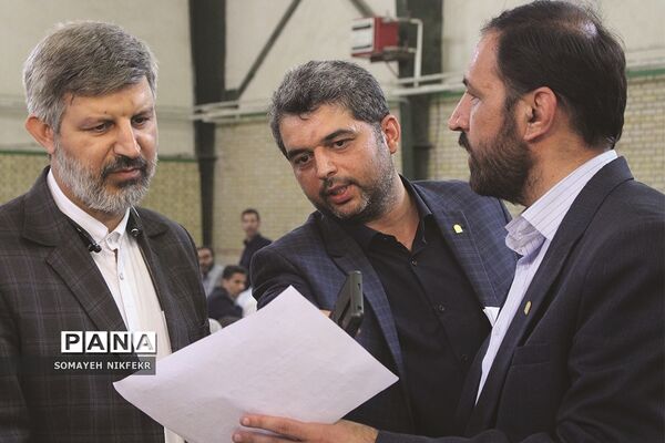 بازدید معاون پرورشی و فرهنگی وزارت آموزش و پرورش از رویداد ایده‌پردازی پیشخان