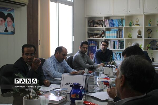 جلسات میز شهرستان‌ها و مناطق معاونت پرورشی و فرهنگی استان بوشهر