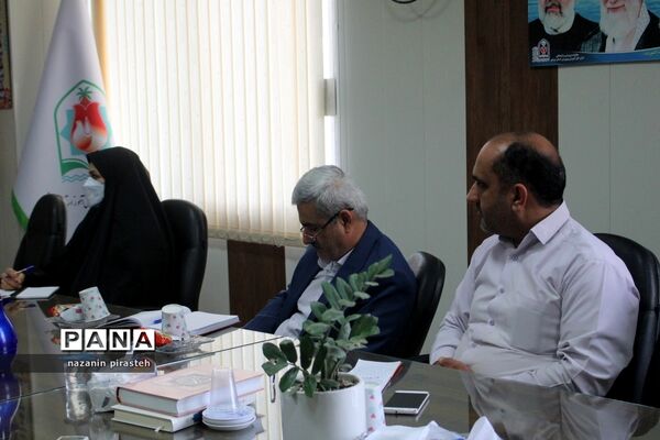 نشست معاون فرهنگی، آموزش و پژوهش اداره‌کل تبلیغات اسلامی بوشهر با معاونت پرورشی و فرهنگی آموزش و پرورش استان بوشهر