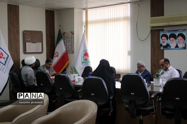 نشست معاون فرهنگی، آموزش و پژوهش اداره‌کل تبلیغات اسلامی بوشهر با معاونت پرورشی و فرهنگی آموزش و پرورش استان بوشهر