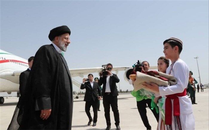 ابراهیم رئیسی وارد عشق‌آباد شد