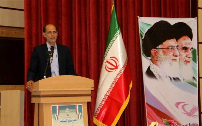 دانش‌آموزان با پویش «می‌خواهم معلم شوم» به تحصیل در دانشگاه فرهنگیان ترغیب شوند