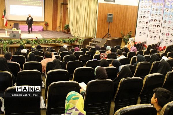 کارگاه آموزشی «روی صحنه زندگی کن »در استان سمنان