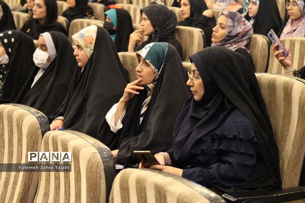 کارگاه آموزشی «روی صحنه زندگی کن »در استان سمنان