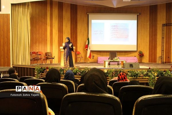 کارگاه آموزشی «روی صحنه زندگی کن »در استان سمنان