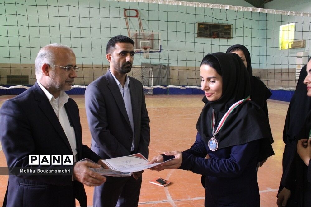 جشنواره فرهنگی ورزشی فرهنگیان استان بوشهر رشته والیبال بانوان