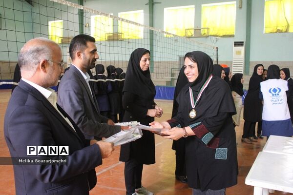 جشنواره فرهنگی ورزشی فرهنگیان استان بوشهر رشته والیبال بانوان