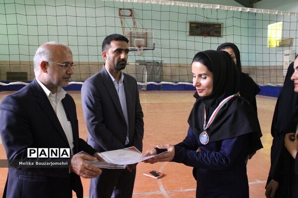 جشنواره فرهنگی ورزشی فرهنگیان استان بوشهر رشته والیبال بانوان