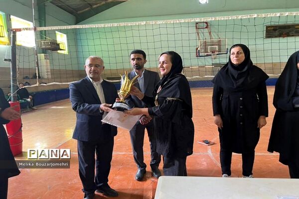 جشنواره فرهنگی ورزشی فرهنگیان استان بوشهر رشته والیبال بانوان