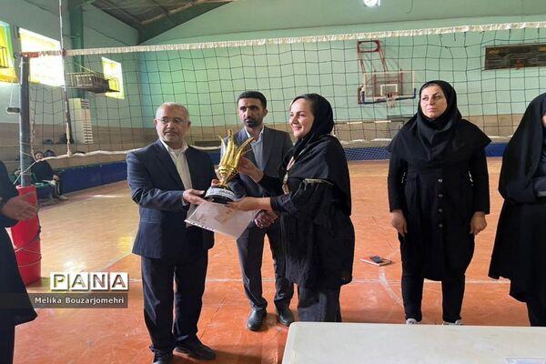 جشنواره فرهنگی ورزشی فرهنگیان استان بوشهر رشته والیبال بانوان